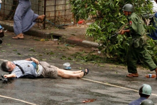 Myanmar: Convoy carrying Asean diplomats attacked