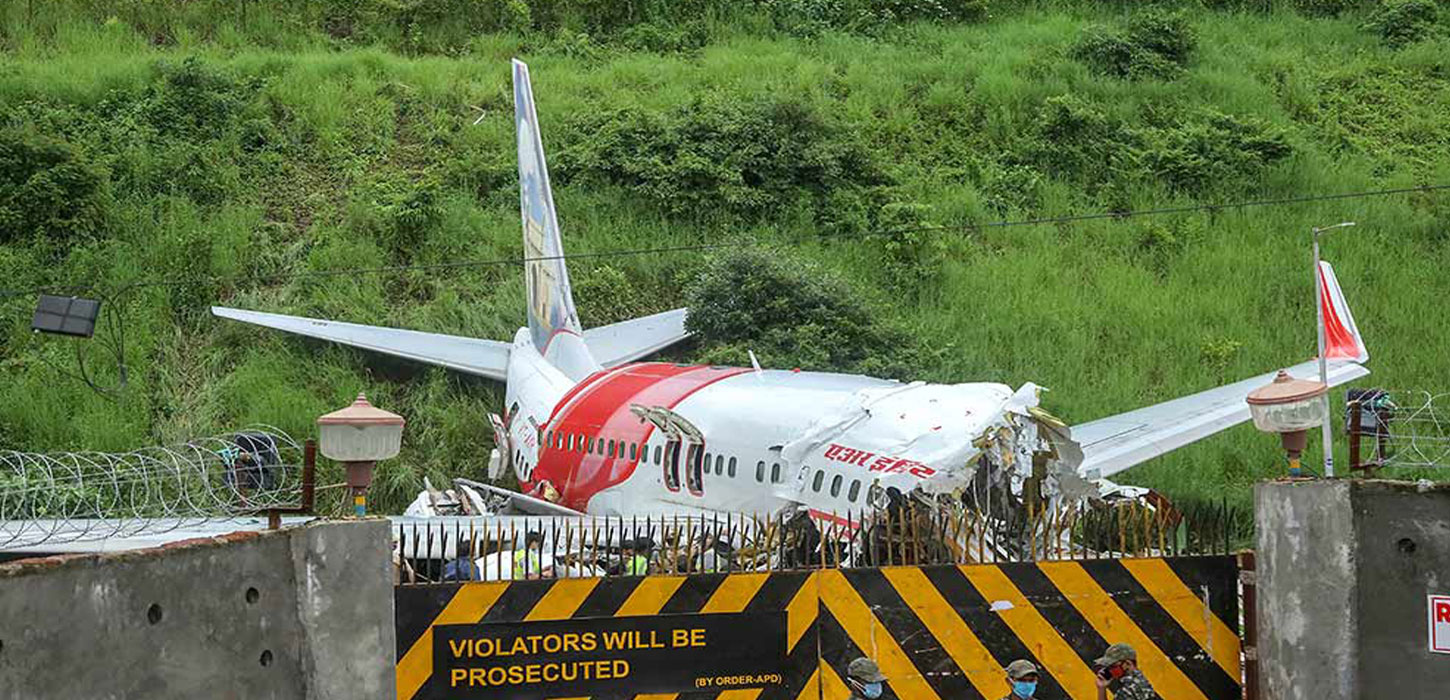 Sukhoi, mirage Fighter jets crash near Gwalior, 1 pilot dead