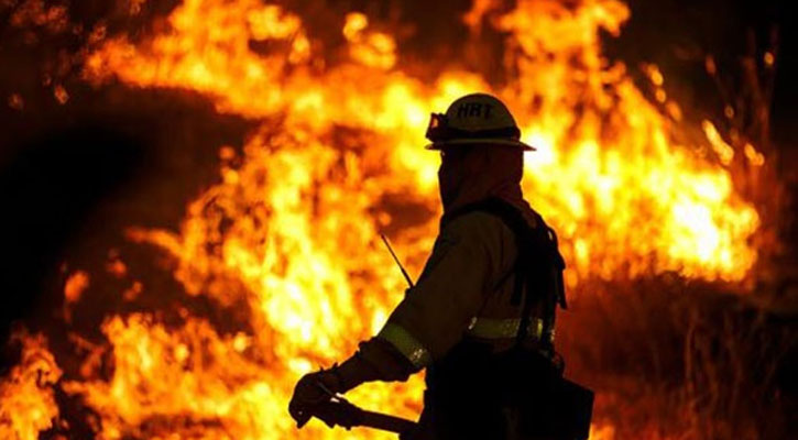 Fire in Chowkbazar brought under control after half and hour