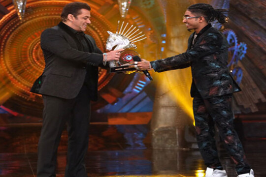 MC Stan wins 'Bigg Boss 16' trophy and Rs 31.8 lakhs prize money