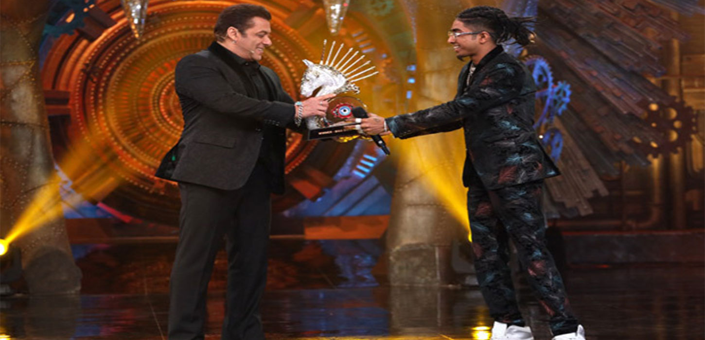 MC Stan wins 'Bigg Boss 16' trophy and Rs 31.8 lakhs prize money