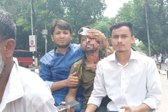 At least 6 injured as Chhatra League men allegedly attack Chhatra Dal members