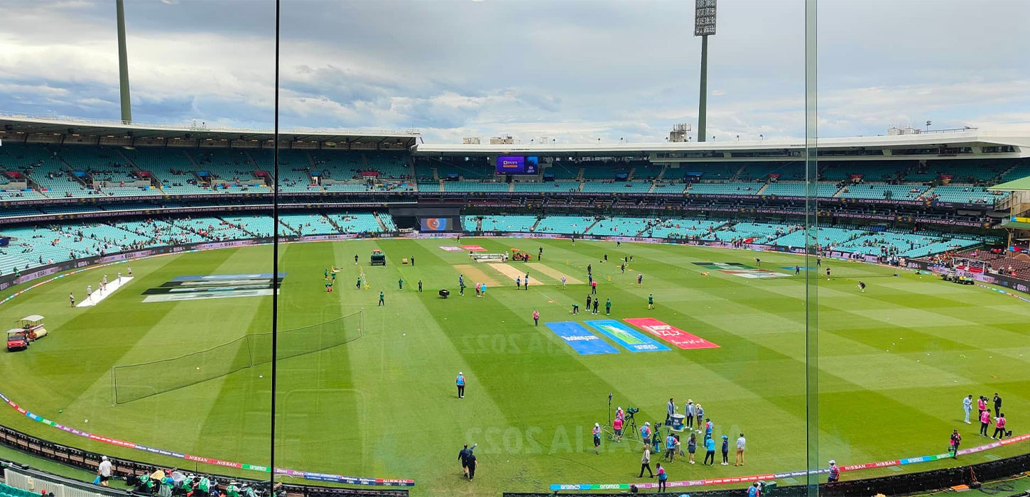 South Africa won the toss and elected to bat first against Bangladesh