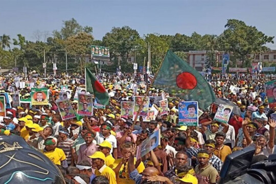 Thousands join as BNP’s Khulna rally starts earlier than scheduled