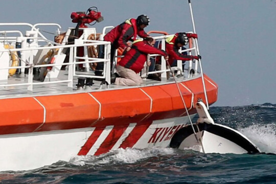 At least six dead after migrant boat sinks off Turkish coast