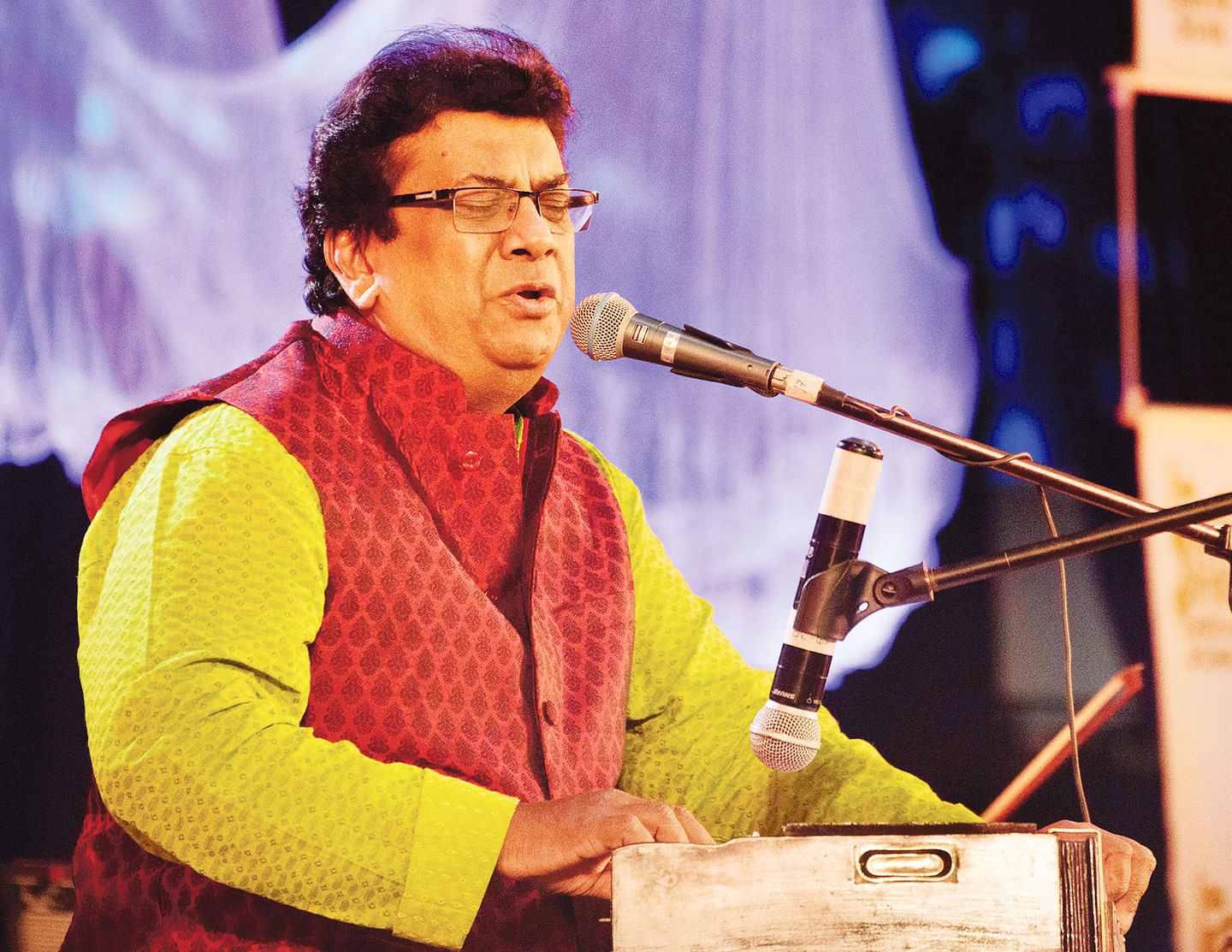 Khairul Anam Shakil made chair of Nazrul Institute trustee board