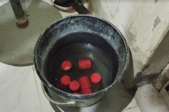 8 bombs recovered after 5 blasted in Natore, one held