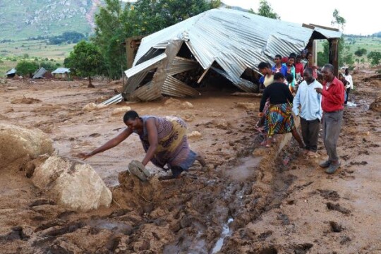 Cyclone Freddy toll passes 400 in Malawi, Mozambique