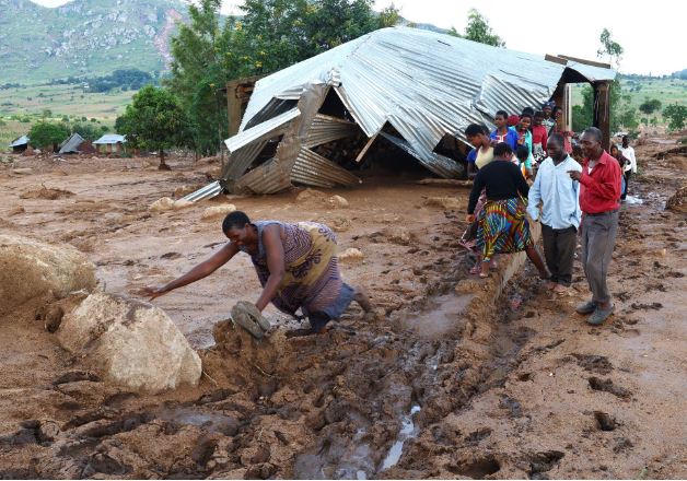 Cyclone Freddy toll passes 400 in Malawi, Mozambique