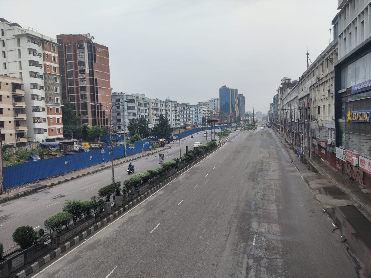 Dhaka roads in deserted look on second day of lockdown