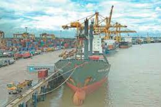 2 Indian crew die at Chattogram  Port