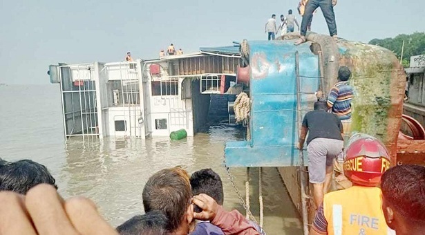 Ferry capsize: Rescue operations begin on the second day