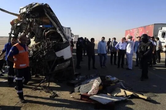 At least 22 dead in southern Egypt road crash