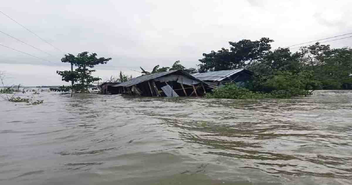 Flood situation worsens in Sylhet, Sunamganj, thousands marooned