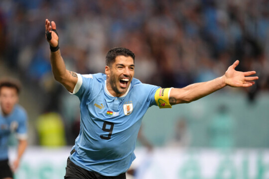 Uruguay‍‍`s Suarez joins Brazilian club Gremio