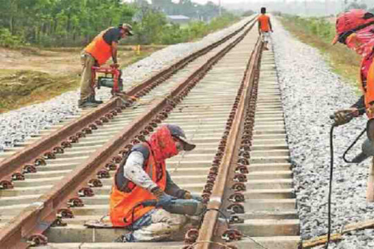 Khulna-Mongla rail link to be operational by December?