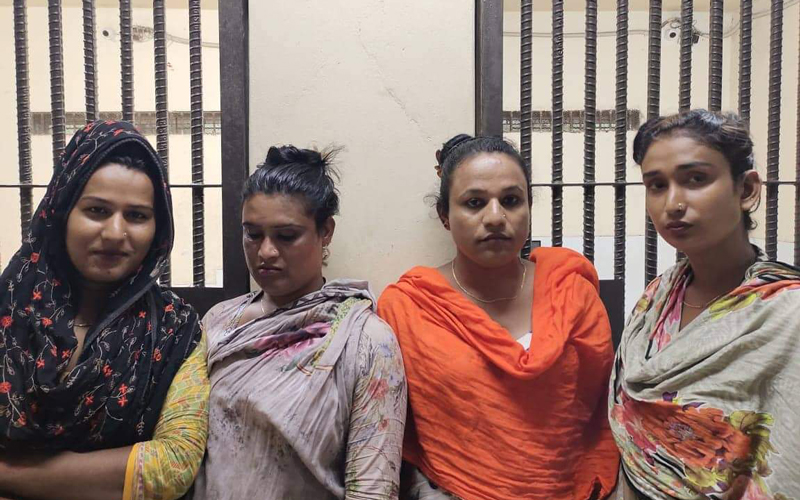 4 hijras held over extortion in Uttara