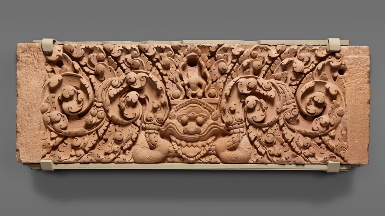 San Francisco returns disputed religious artifacts to Thailand