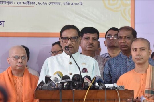 Stay alert to maintain peace during Durga Puja: Quader