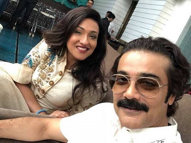 Prosenjit announces wedding with Rituparna