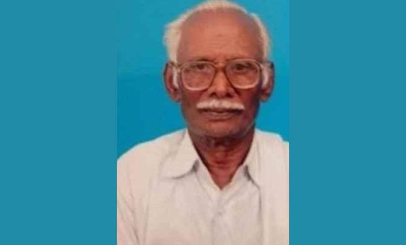 Elderly Indian sets self afire for language