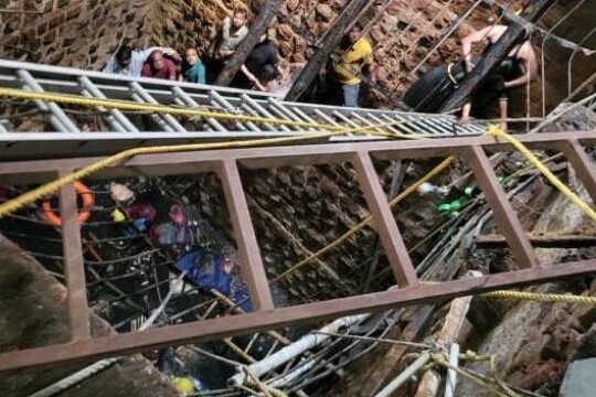 14 dead after falling into well as Indore temple floor collapses