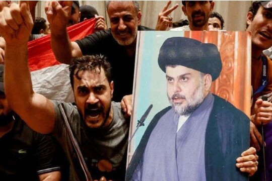 Clashes erupt after Iraqi Shiite leader resigns, 15 dead