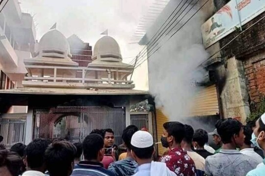 Four arrested over violence against Hindus in Noakhali