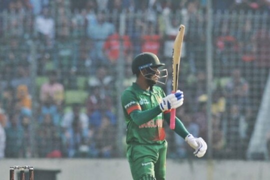 Miraz hits maiden ton as Bangladesh post 271/7 vs India in 2nd ODI