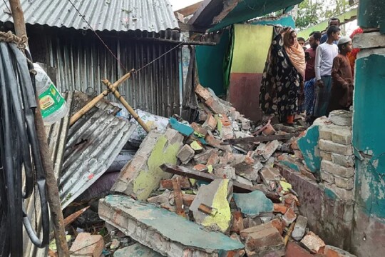 Two women killed in blast in Mymensingh firecracker factory