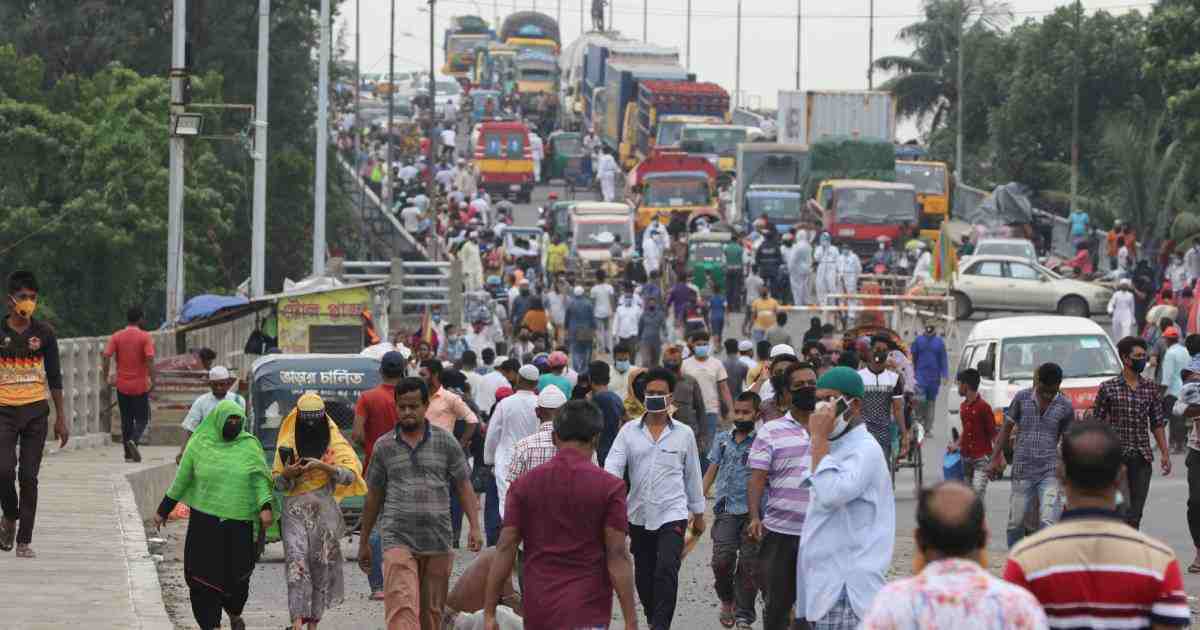 Over 65 lakh SIM users left Dhaka on Eid holiday