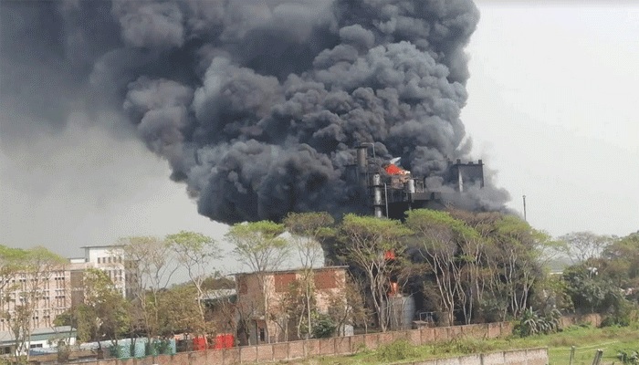 14 fire-fighting units deployed as massive blaze broke out in Narayanganj’s spinning mill, chemical storage