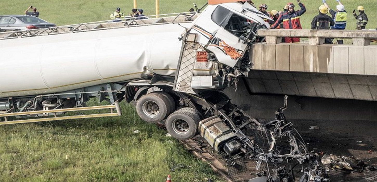 Bus and truck crash kills 20 in South Africa