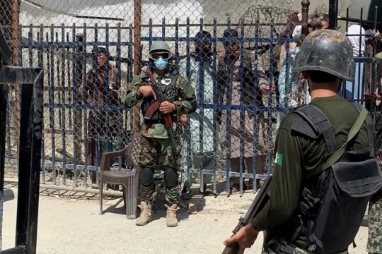 Six Pak police officers killed in Taliban gun ambush