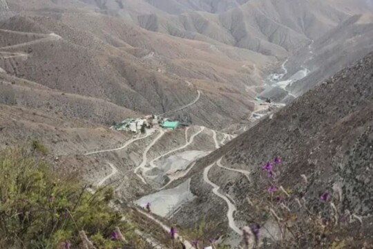 Fire in gold mine kills at least 27 in Peru