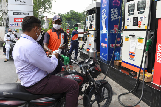 India reduces excise duty on petrol, diesel