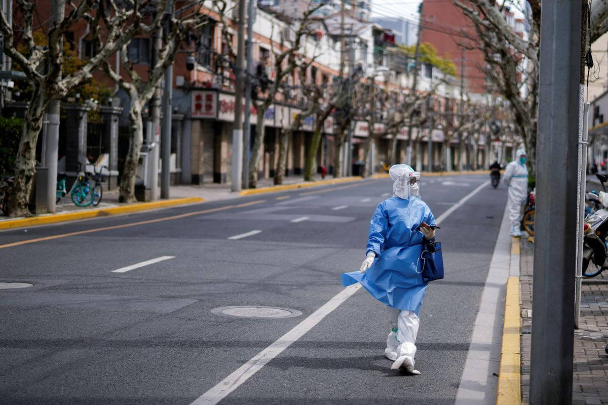 Shanghai separates Covid-positive children from parents in virus fight