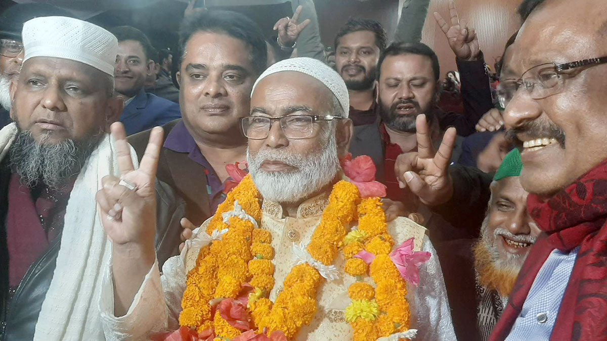 Mostafa sweeps Rangpur city polls to stay mayor