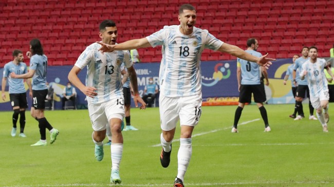 Guido Rodriguez' goal helps Argentina beat Uruguay 1-0