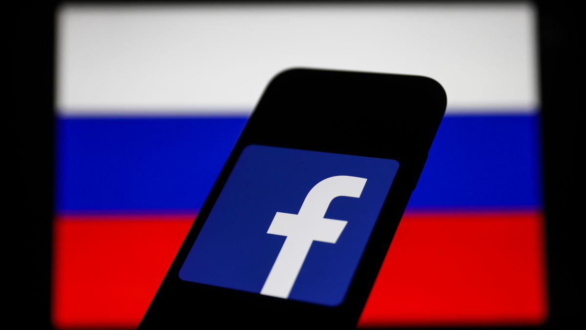 Russia blocks Facebook, passes 'fake news' law