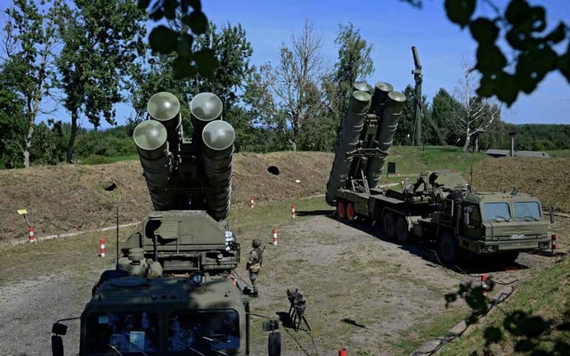 Russian missiles strike several Ukrainian cities