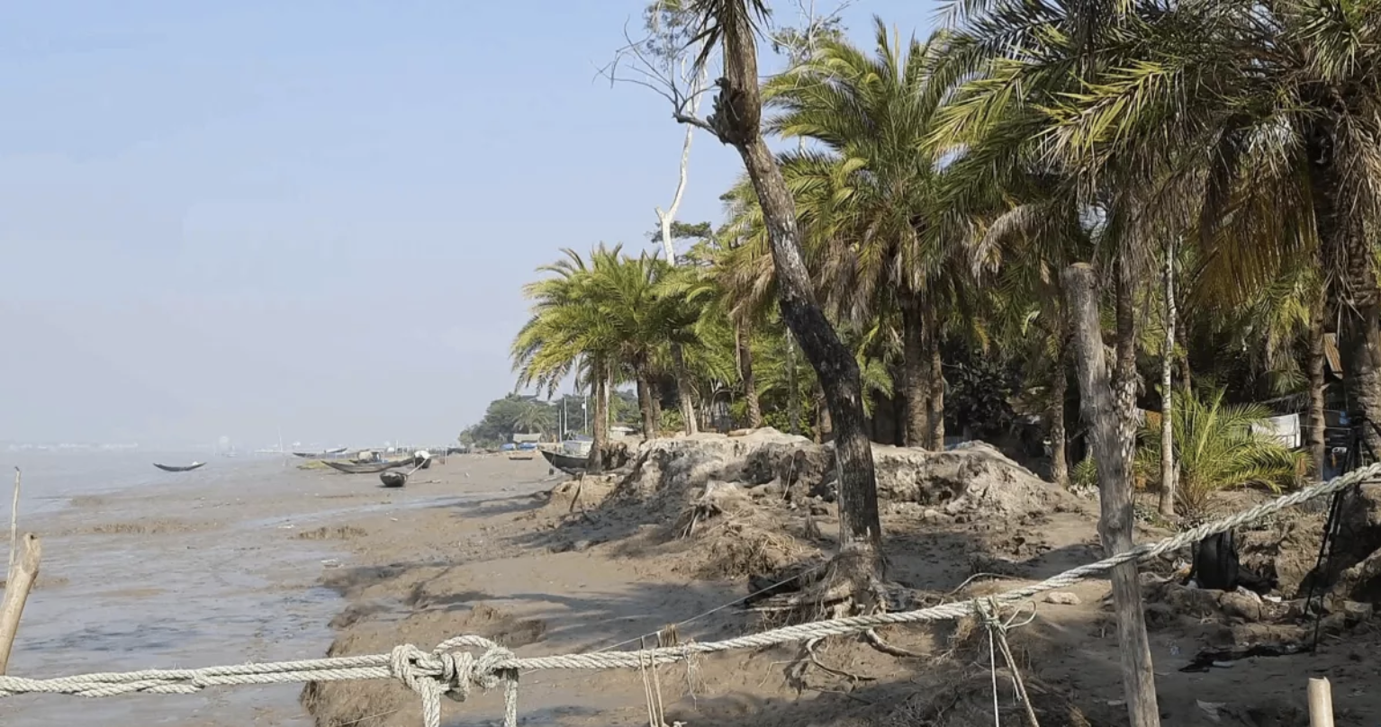 Cyclone Mocha: 446 cyclone shelters ready as panic grips Bagerhat’s coastal areas