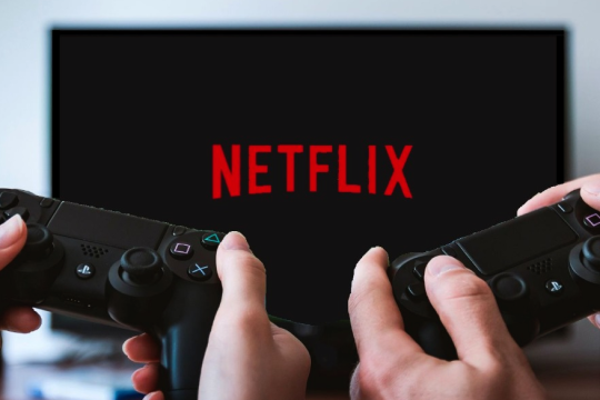 Netflix to offer games as streaming growth slows down