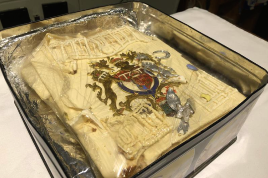 Watch: 40-year-old piece of Prince Charles, Diana’s wedding cake sells for $2K