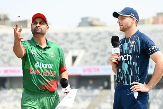 England 157/3 after 30 overs against Bangladesh in second ODI