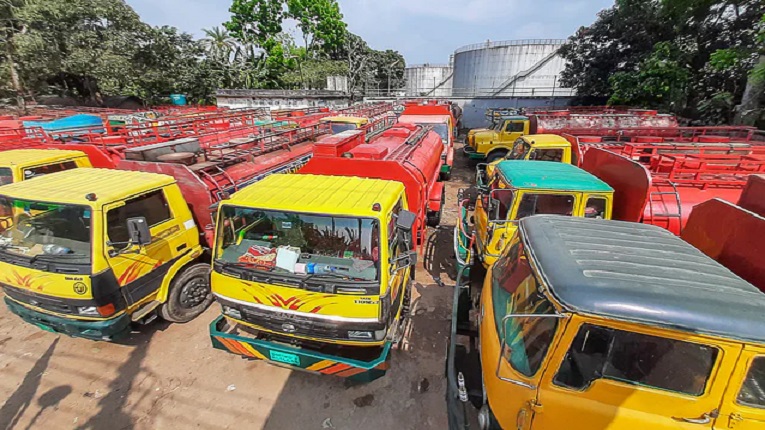 24-hour tank-lorry strike underway in Khulna