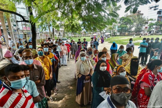 Bangladesh to administer mass second dose vaccine Thursday