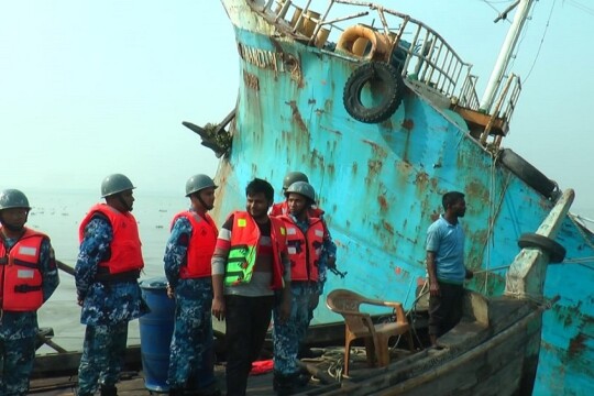 Vessel with 11 lakh litre fuel sinks in Meghna river