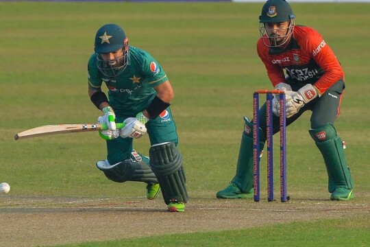 Pakistan seal series clinching victory