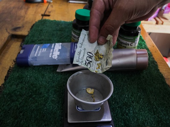 Venezuela: People pay with gold for meals, and other necessities